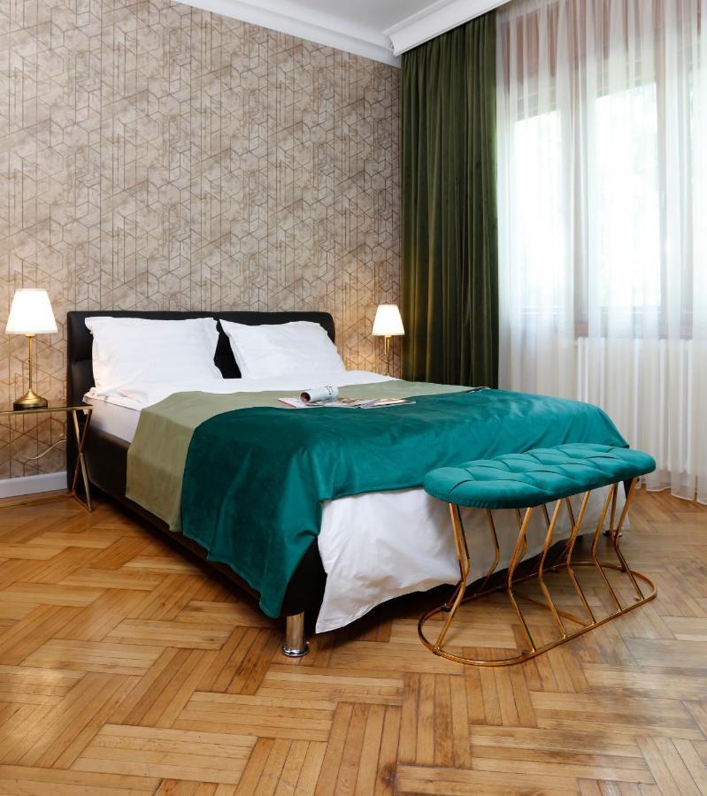 Ferienwohnung Grand Phillip Cismigiu Park Downtown Bukarest Exterior foto